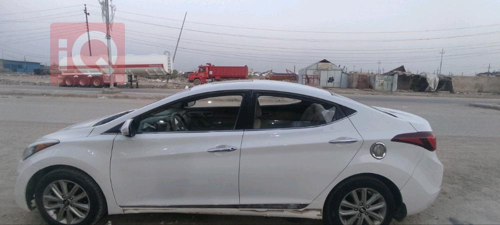 هیوندای ئەلەنترا